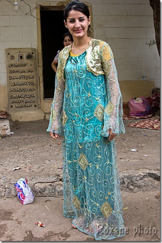Jeune femme yézidie à Lalesh