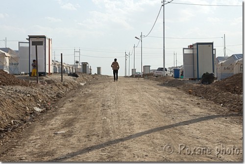 Rue du camp de réfugiés de Khanki