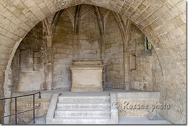 Chapelle romane saint Bénezet - Pont saint Bénezet Pont d'Avignon - Saint Benezet chapel - Avignon - France