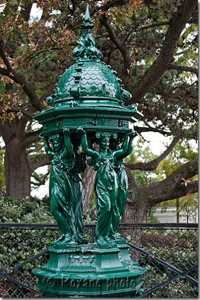 Fontaine Wallace - Wallace Fountain - Montmartre - Paris - France