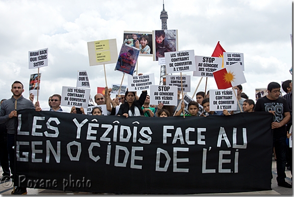 Les Yézidis face au génocide de l'état islamique - Yazidis face the genocide of the Islamic State - Trocadéro - Paris