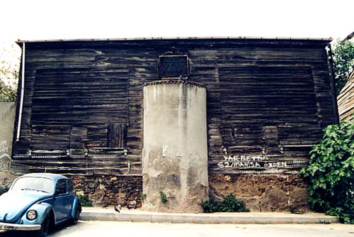 salmatomruk_synagoguekustorya01