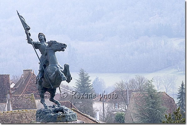 Statue de Jeanne d'Arc - Jeanne d'Arc statue - Alise Sainte Reine - Alésia - France