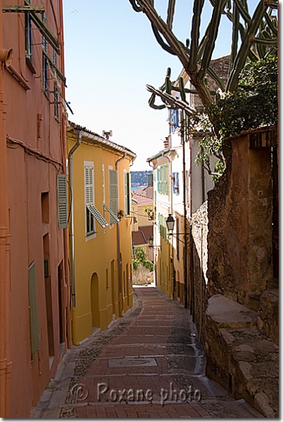 Ruelle du vieux Menton - Little street - Menton - France