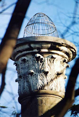 besiktasdolmabahce_colonne01a