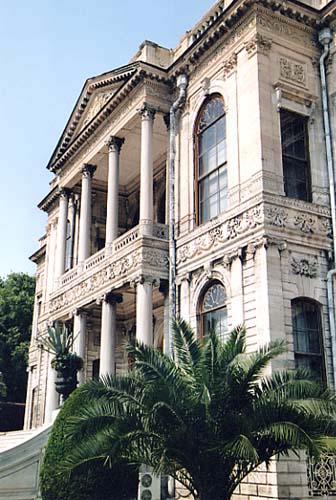 besiktas_dolmabahce_palais03