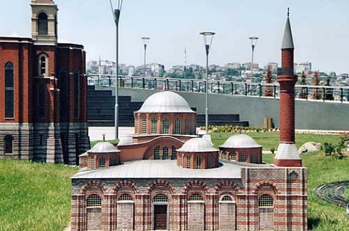 sutluceminiaturk_istanbulstsauveur01