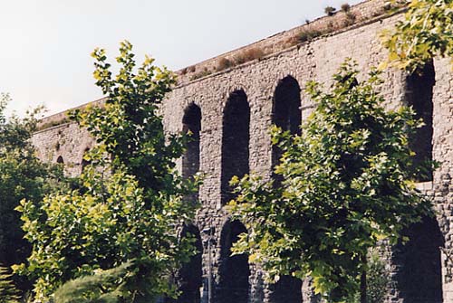 zeyrek_aqueducdevalens01